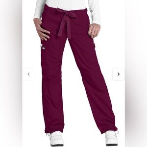 Koi Lindsey Cargo Scrub Pants 🩺 Color Wine